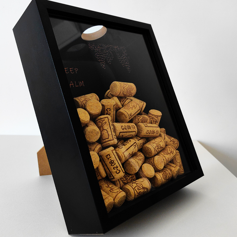 Ramka na korki do czerwonego w – Vintage Collectible Bottles recenzja i cena